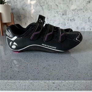Bontrager Women's Black and Purple Athletic Shoes
